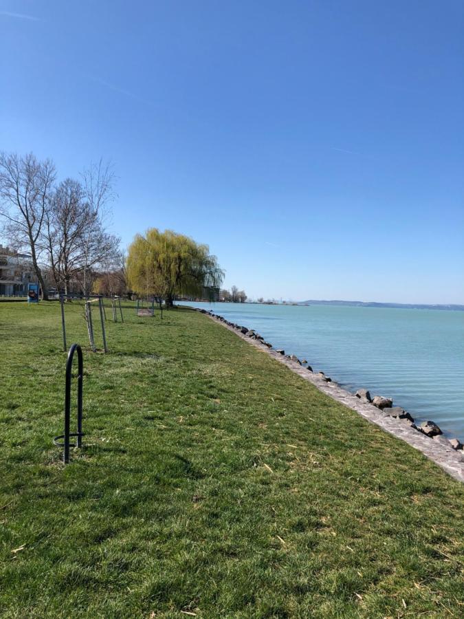 House For 6 Ppl At Lake Balaton Siófok Buitenkant foto