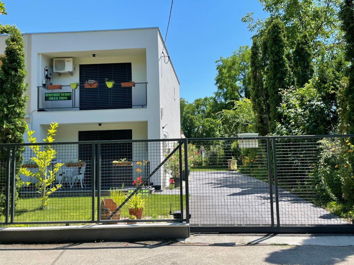 House For 6 Ppl At Lake Balaton Siófok Buitenkant foto